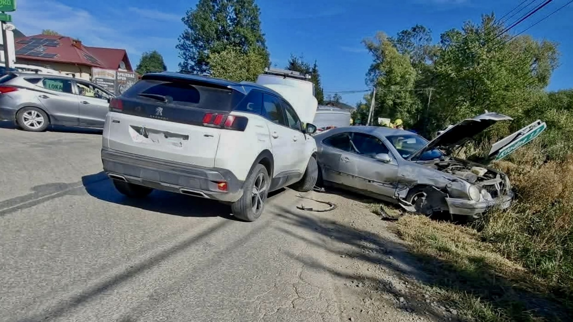 Kłodne/Męcina. Zderzenie samochodów osobowych