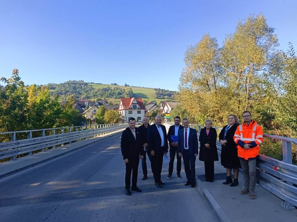 Zakończył się remont mostu w ciągu drogi powiatowej w Łostówce