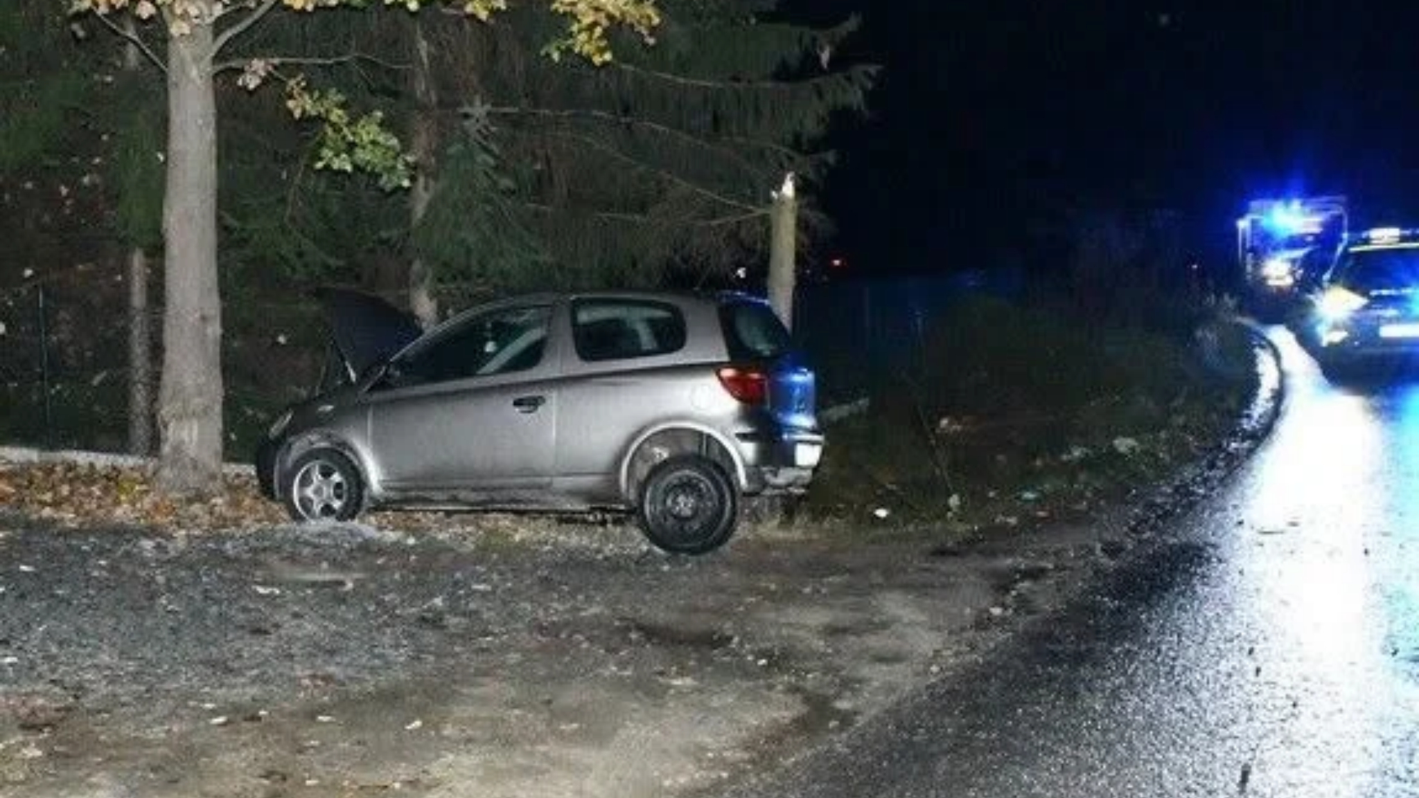 Nie żyje 56-letni kierowca. Policja o tragicznym wypadku w Starej Wsi