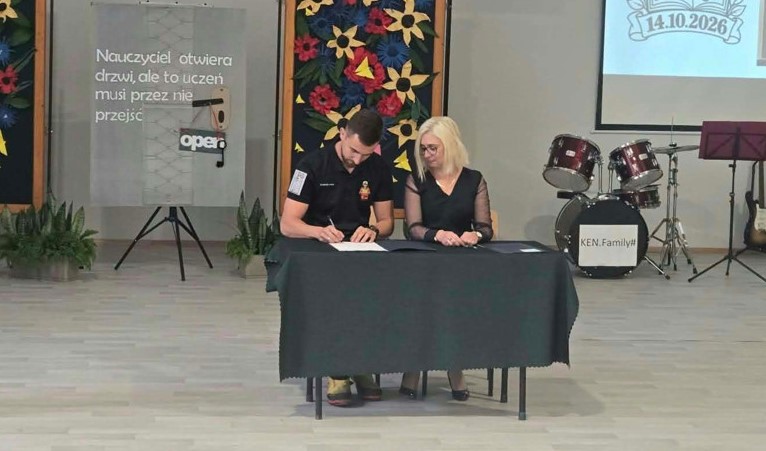Nowi partnerzy tymbarskiej „mundurówki”. Szkolenia, warsztaty terenowe i pokazy ratownictwa specjalistycznego